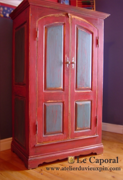 Armoire id�ale pour la chambre de gamin !